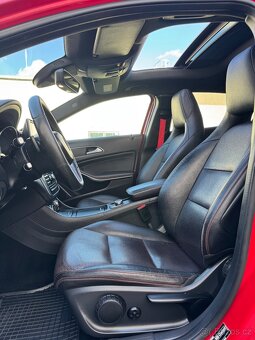 Mercedes-Benz GLA 220 4-MATIC AMG AT 125kw - 14