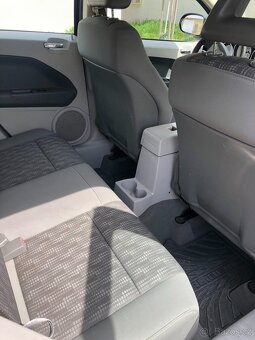 Dodge Caliber 2,0 Automat - 14