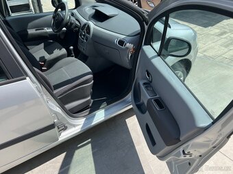 RENAULT GRAND MODUS 1.2i 1.MAJITEL SERVISKA TAŽNÉ 2 SADY KOL - 14