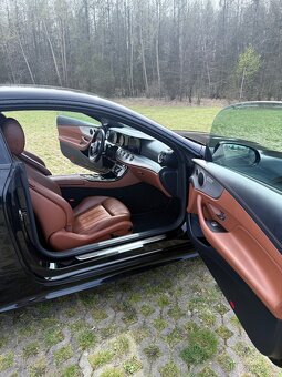 Mercedes-Benz E400 4MATIC - 14