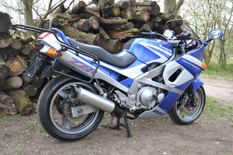Kawasaki ZZR 600 - AKCE - 14