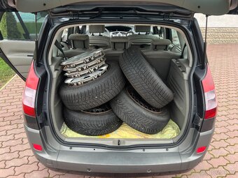 Renault Scénic 1.6 83KW,KůŽE,2xKOLA,DIGIKLIMA - 14