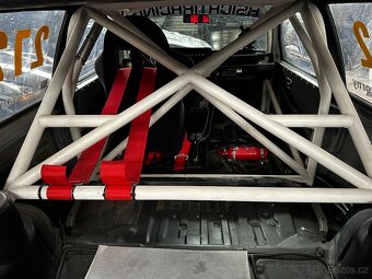 Závodní Golf GTi 2.0 cca 200 koní, skvělý setup, rychlé auto - 14