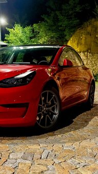Tesla model 3 SR+ Refresh 2021 - záruka do 2029/6 - TOP STAV - 14