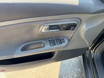 Seat Ibiza 1,4 16V DUAL, Orig. LPG, ALU 16", nová TK, Pěkná - 14