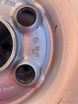 Zimní pneu kola VW T5,T6,T7 215/60/17C - 14