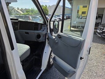 Ford Transit 2.2 TDCI TZ Klimatizace 9 míst - 14
