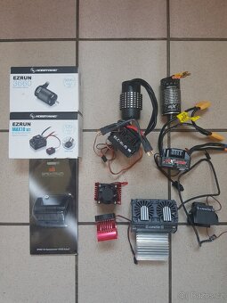 Rc diely TRAXXAS ARRMA SAVAGE - 14