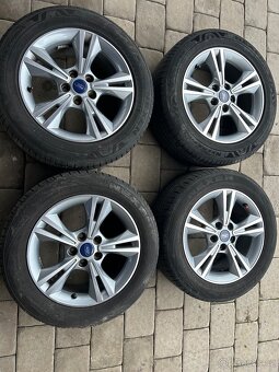 Ford Focus ST Line-1.5i, 134 kw - 14