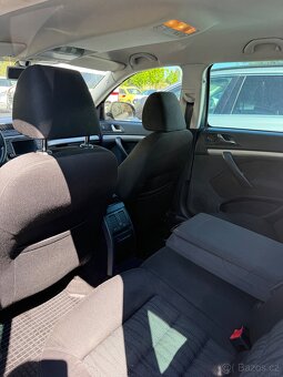 Škoda Octavia ll 1.6 TDi 2011 cz elegance - 14
