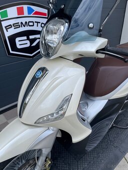 Piaggio Beverly 300 i.e. rok 2016 - 14