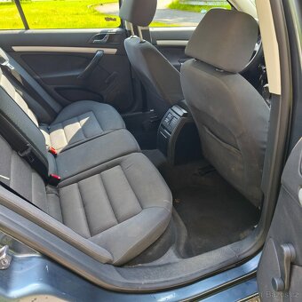 Škoda Octavia 1.6 MPI - 14