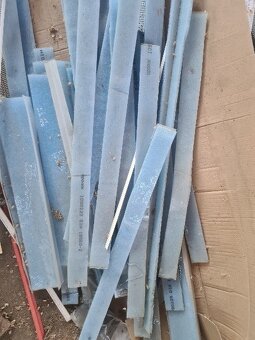 Soubor stavebního nářadí a stavebních hmot - 14