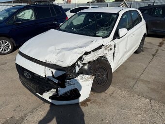 Hyundai I30 1.5i 2023. 43TKM Ceske doklady rv 6/2023 1.5i 80 - 14