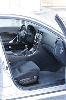 Lexus IS 220 D, 2009, nová STK - 14