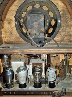 Starožitné rádio Telefunken 341WL, 1931/32, velká kaplička - 14
