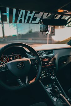 Škoda Octavia RS 245 Combi - 14