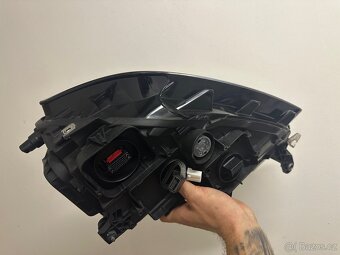 VW Sportsvan xenon - 14