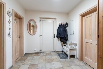 Prodej novostavby rodinného domu, 160 m2, pozemek 1602m2, Bl - 14