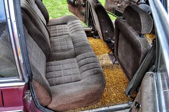 Tatra 613 chromka - 14