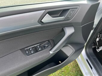 Volkswagen Touran 1,5 Tsi ACTIVE 2022 92 300 km - 14