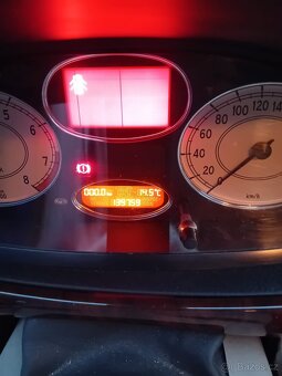 Rover 75 2.5 V6 - 14