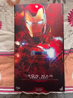Hot Toys IRON MAN mark 85 diecast - 14