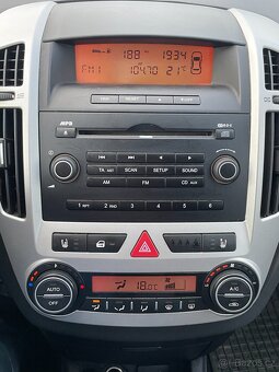 Kia Ceed 1.6 CRDI - 14