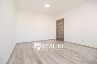 Nadstandartní byt 2+1 s lodžií po kompletní rekonstrukci - 14
