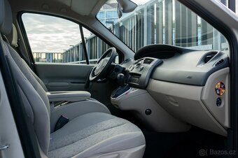 Renault Grand Scénic 1.9 dCi AUTOMAT (7 míst) - 14