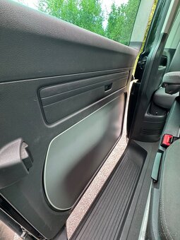 Volkswagen Multivan T5 facelift 103 kw - 14