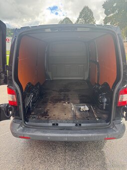 Volkswagen Transporter T5 Long 2.0 TDI - 14