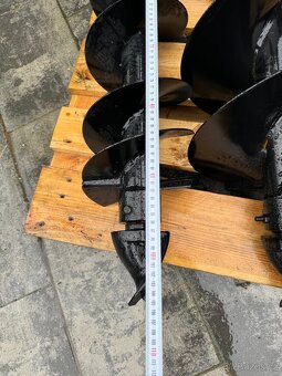 Hydraulický vrták pro nakladače a bagry od 0,7t do 3,5t. - 14
