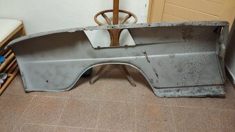 Levý zadní blatník na Škoda 110R erko. - 14