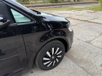 Volkswagen Touran 1.6 TDI 77kw 7 míst - 14