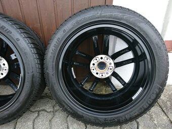 BMW 5 G30,31 18" M 662 originální zimní kola 245/45/18 5x11 - 14