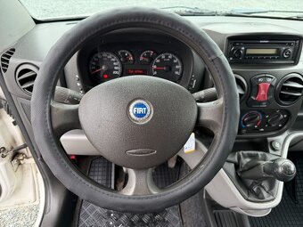 Fiat Doblo 1.9 JTD 88Kw 2x Šoupačky - 14