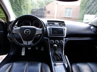 Mazda 6 Dynamic sport 2.5i 16V kombi,xenony,kůže,BOSE - 14