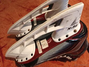Hokejové brusle Bauer Vapor X900, vel. 8EE, EUR43, bez nožů - 14
