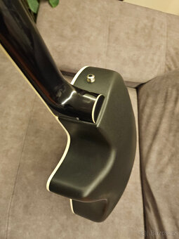 Česká akustická polomasivní kytara FURCH Ovation - 14