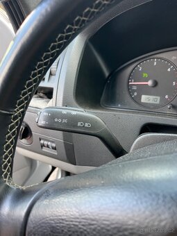 VW T5 1.9 TDi 77 kW Klima 5 mist - 14