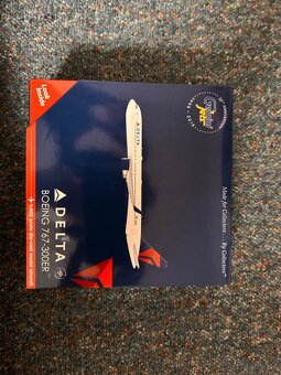 Prodám modely letadel Gemini jets 1:400 - 14