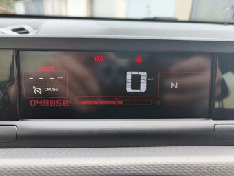 Citroën C4 Cactus 1.2i PureTech 60 kW 1.MAJITEL CZ AUTOMAT - 14