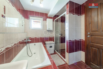 Prodej rodinného domu, 220 m², Strašice - 14
