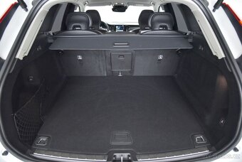 XC60 2.0 B5 mHEV Inscription AWD A/T, Hammer LED, 360kam - 14