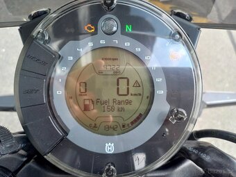 Husqvarna Svartpilen 401 (2023/4700km) - 14