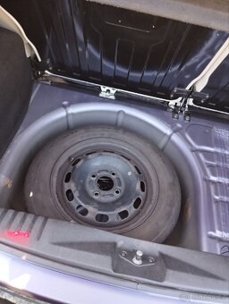 Ford Fiesta rok:2006 - 14