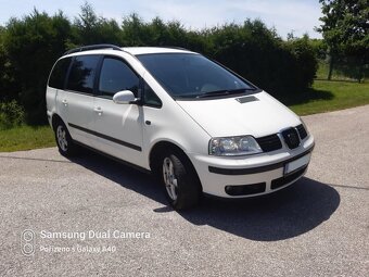 Seat Alhambra 1.9 tdi Sport 4X4-85 kw -rok 2010- serviska - 14
