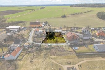 Prodej stavebního pozemku 946 m² Páleč - 14