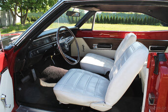 1969 Plymouth GTX 440 - muscle car po kompletní renovaci - 14